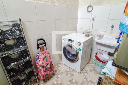 Casa à venda com 220m², 3 quartos e 1 vaga Casa à venda com 220m², 3 quartos e 1 vagaÁrea de Serviço