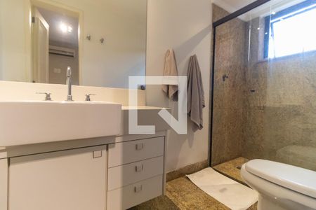 Apartamento à venda com 173m², 3 quartos e 3 vagas Apartamento à venda com 173m², 3 quartos e 3 vagasBanheiro da Suíte 1