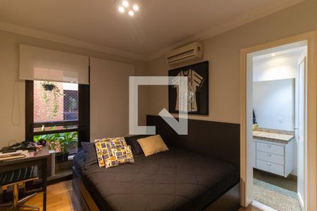 Apartamento à venda com 173m², 3 quartos e 3 vagas Apartamento à venda com 173m², 3 quartos e 3 vagasSuíte 3