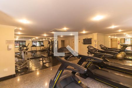 Apartamento à venda com 173m², 3 quartos e 3 vagas Apartamento à venda com 173m², 3 quartos e 3 vagasAcademia