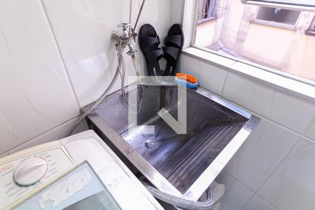 Apartamento à venda com 44m², 2 quartos e 1 vaga Apartamento à venda com 44m², 2 quartos e 1 vagaÁrea de serviço