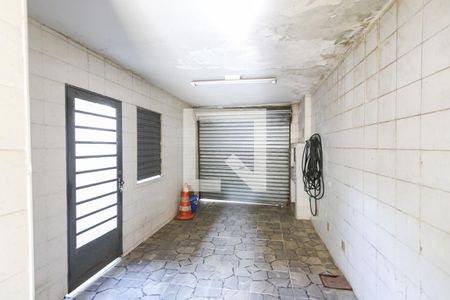 Casa à venda com 158m², 3 quartos e 1 vaga Casa à venda com 158m², 3 quartos e 1 vagaGaragem