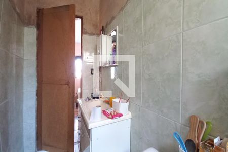 Casa à venda com 160m², 5 quartos e sem vaga Casa à venda com 160m², 5 quartos e sem vagaBanheiro da Suíte