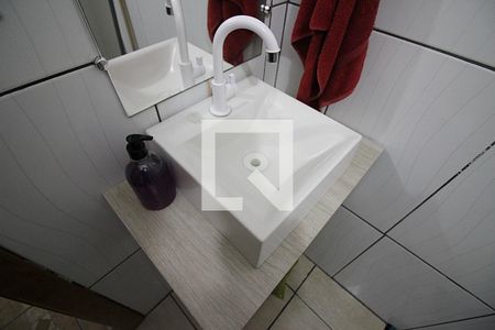 Casa à venda com 188m², 4 quartos e 2 vagasLavabo