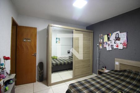 Casa à venda com 188m², 4 quartos e 2 vagasQuarto 1 - Suíte