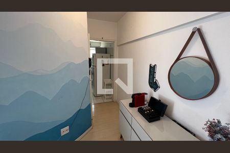 Corredor de apartamento para alugar com 1 quarto, 50m² em Pinheiros, São Paulo