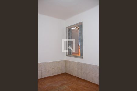 Sala de casa de condomínio à venda com 2 quartos, 50m² em Piedade, Rio de Janeiro