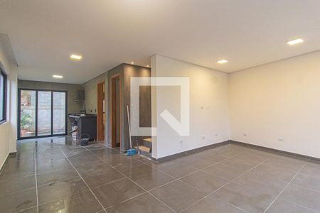 Sala de casa de condomínio para alugar com 4 quartos, 144m² em Abranches, Curitiba