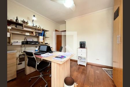 Casa à venda com 244m², 3 quartos e 3 vagas Casa à venda com 244m², 3 quartos e 3 vagasSuite 3