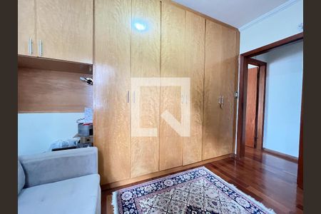 Casa à venda com 244m², 3 quartos e 3 vagas Casa à venda com 244m², 3 quartos e 3 vagasSuite 2