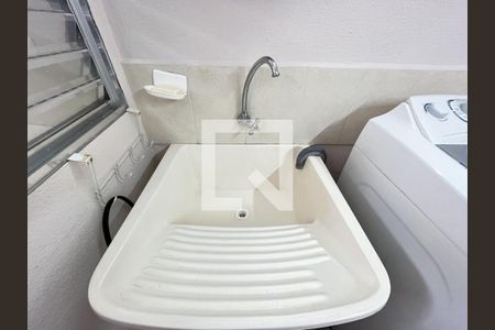 Casa à venda com 244m², 3 quartos e 3 vagas Casa à venda com 244m², 3 quartos e 3 vagasÁrea de Serviço