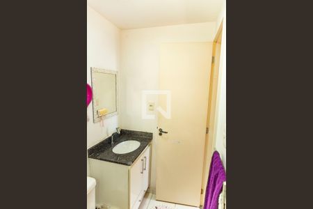 Apartamento à venda com 79m², 3 quartos e 2 vagasBanheiro da Suíte