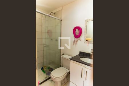 Apartamento à venda com 79m², 3 quartos e 2 vagasBanheiro da Suíte