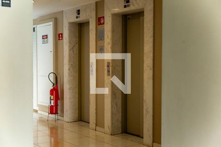 Apartamento à venda com 79m², 3 quartos e 2 vagasElevadores