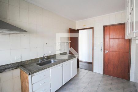 Apartamento à venda com 114m², 3 quartos e 3 vagas Apartamento à venda com 114m², 3 quartos e 3 vagasCozinha