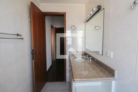 Apartamento à venda com 114m², 3 quartos e 3 vagas Apartamento à venda com 114m², 3 quartos e 3 vagasBanheiro