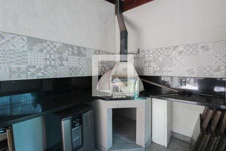Apartamento à venda com 114m², 3 quartos e 3 vagas Apartamento à venda com 114m², 3 quartos e 3 vagasÁrea comum - Churrasqueira