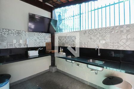 Apartamento à venda com 114m², 3 quartos e 3 vagas Apartamento à venda com 114m², 3 quartos e 3 vagasÁrea comum - Churrasqueira