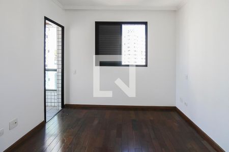 Apartamento à venda com 114m², 3 quartos e 3 vagas Apartamento à venda com 114m², 3 quartos e 3 vagasQuarto Suíte