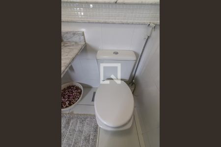 Apartamento à venda com 340m², 3 quartos e 4 vagas Apartamento à venda com 340m², 3 quartos e 4 vagasLavabo