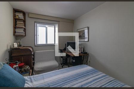 Apartamento à venda com 340m², 3 quartos e 4 vagas Apartamento à venda com 340m², 3 quartos e 4 vagasSuíte 2