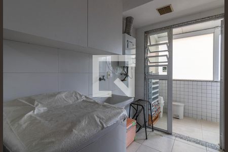 Apartamento à venda com 340m², 3 quartos e 4 vagas Apartamento à venda com 340m², 3 quartos e 4 vagasÁrea de Serviço