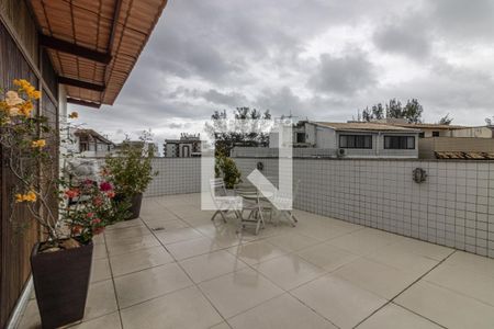 Apartamento à venda com 340m², 3 quartos e 4 vagas Apartamento à venda com 340m², 3 quartos e 4 vagasCobertura - Terraço