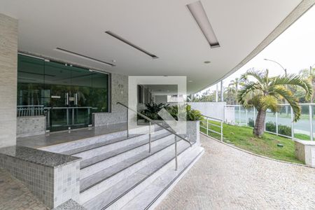 Apartamento à venda com 340m², 3 quartos e 4 vagas Apartamento à venda com 340m², 3 quartos e 4 vagasÁrea comum