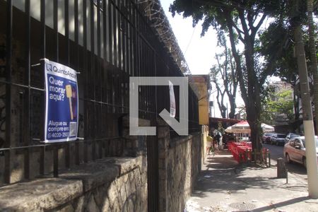 Apartamento à venda com 87m², 4 quartos e sem vagaPlaquinha