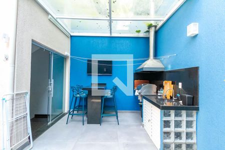 Casa à venda com 258m², 3 quartos e 4 vagas Casa à venda com 258m², 3 quartos e 4 vagasChurrasqueira e Quintal