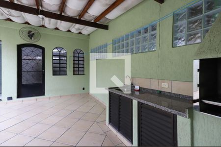 Casa à venda com 72m², 2 quartos e 2 vagas Casa à venda com 72m², 2 quartos e 2 vagasGaragem