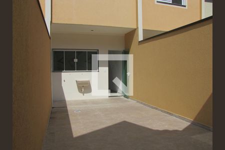 Casa à venda com 98m², 2 quartos e 2 vagasÁrea de Serviço