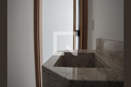 Casa à venda com 98m², 2 quartos e 2 vagasLavabo 