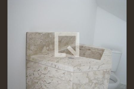 Casa à venda com 98m², 2 quartos e 2 vagasLavabo 