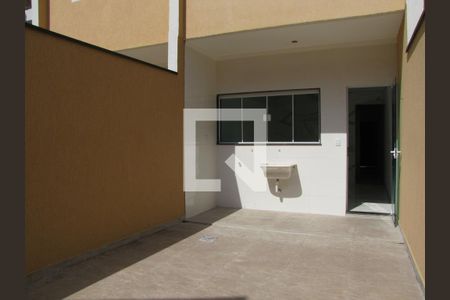 Casa à venda com 98m², 2 quartos e 2 vagasÁrea de Serviço