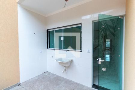 Casa à venda com 98m², 2 quartos e 2 vagasLavanderia