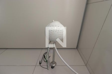 Banheiro - chuveiro de kitnet/studio para alugar com 1 quarto, 15m² em Vila Sao Pedro, Santo André