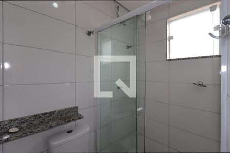 Banheiro de kitnet/studio para alugar com 1 quarto, 15m² em Vila Sao Pedro, Santo André