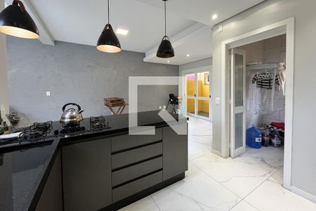 Casa à venda com 375m², 4 quartos e 2 vagasCozinha