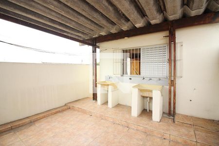 Casa à venda com 180m², 4 quartos e 2 vagasLavanderia