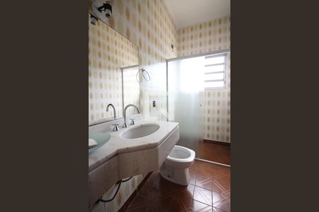 Casa à venda com 180m², 4 quartos e 2 vagasBanheiro Social 2