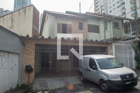 Casa à venda com 160m², 3 quartos e 2 vagas Casa à venda com 160m², 3 quartos e 2 vagasFachada