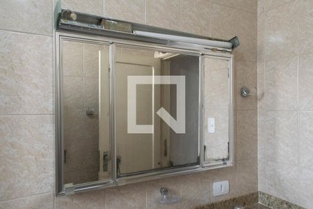 Casa à venda com 160m², 3 quartos e 2 vagas Casa à venda com 160m², 3 quartos e 2 vagasBanheiro