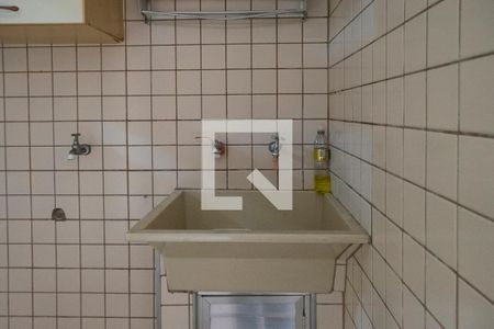 Casa à venda com 160m², 3 quartos e 2 vagas Casa à venda com 160m², 3 quartos e 2 vagasÁrea de Serviço