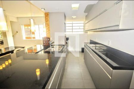 Apartamento à venda com 1 quarto, 84m² em Centro, Campinas