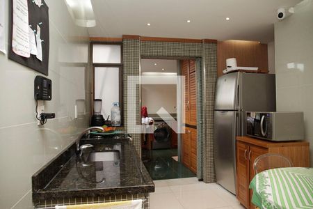 Apartamento à venda com 98m², 3 quartos e 1 vagaCozinha