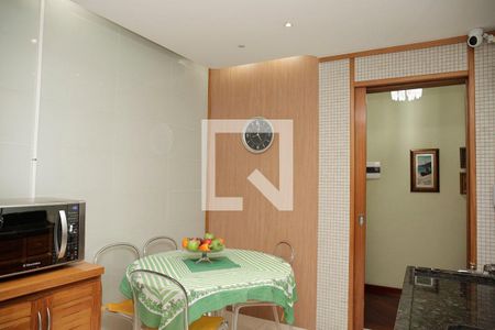 Apartamento à venda com 98m², 3 quartos e 1 vagaCozinha