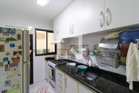 Casa à venda com 150m², 3 quartos e 4 vagas Casa à venda com 150m², 3 quartos e 4 vagasCozinha