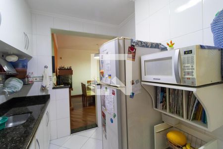 Casa à venda com 150m², 3 quartos e 4 vagas Casa à venda com 150m², 3 quartos e 4 vagasCozinha