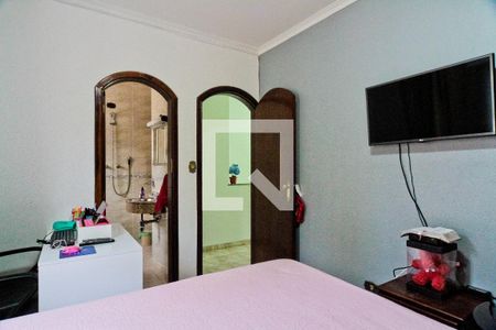 Casa à venda com 250m², 4 quartos e 3 vagas Casa à venda com 250m², 4 quartos e 3 vagasSuíte 2